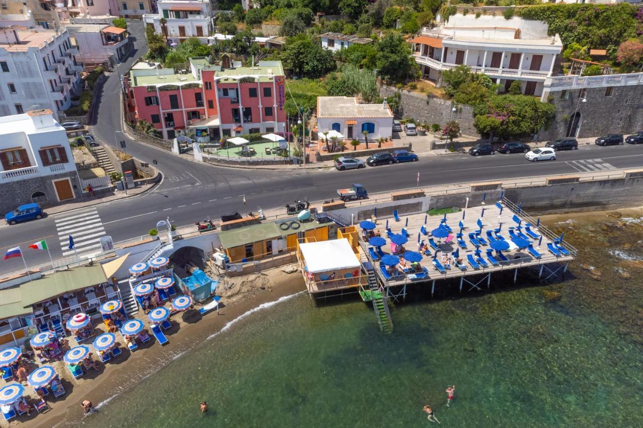 Fortuna Beach - Seaside Hotel Lacco Ameno  Buitenkant foto